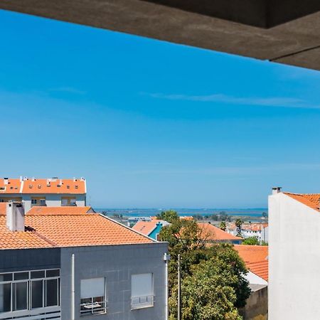 Mira-Ria - Apartamento Em Bairro Calmo E Central アヴェイロ エクステリア 写真