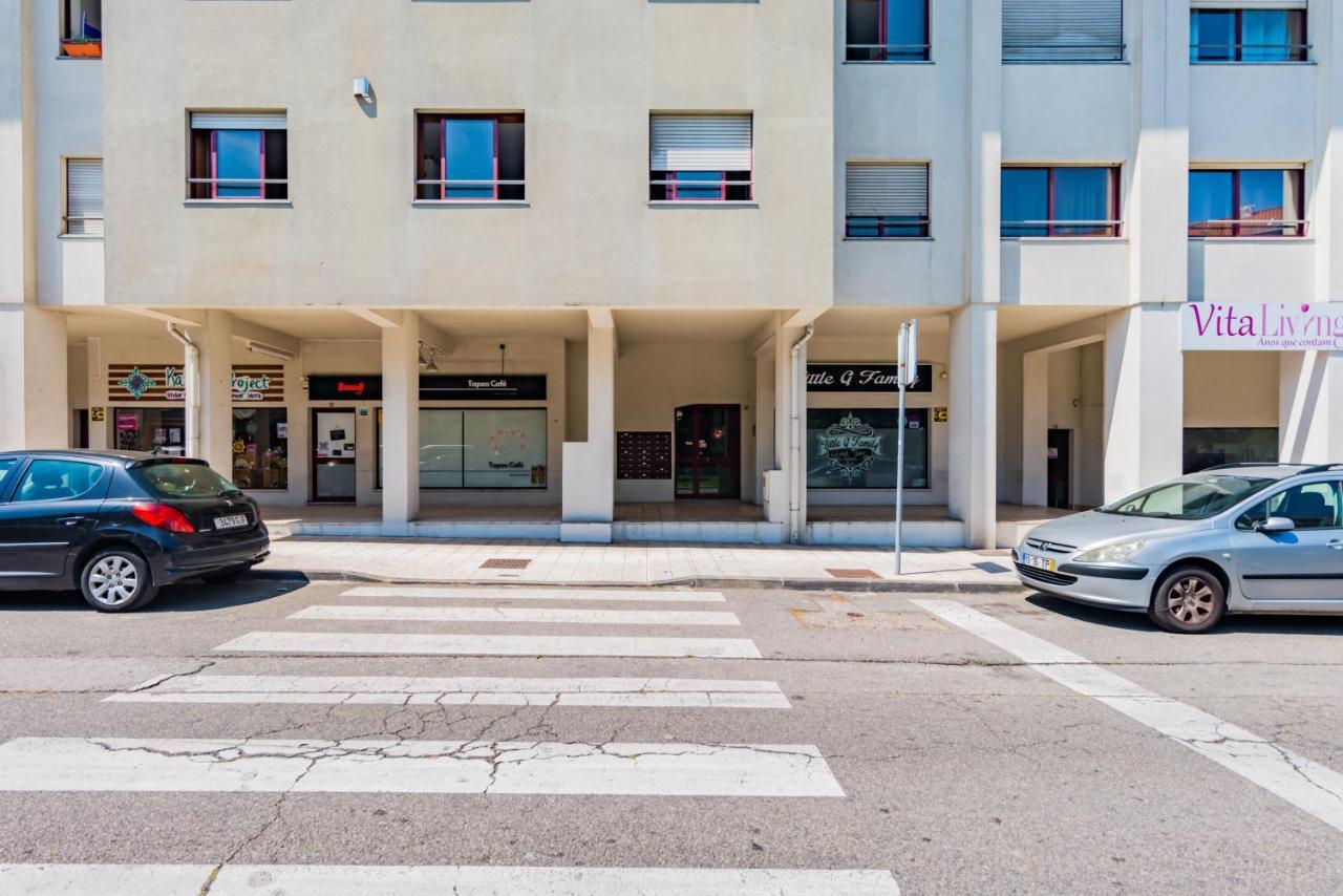 Mira-Ria - Apartamento Em Bairro Calmo E Central アヴェイロ エクステリア 写真